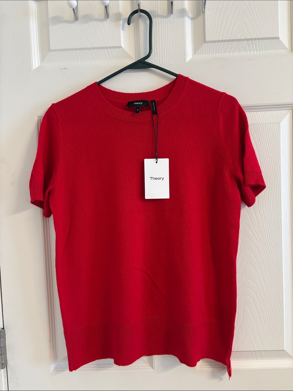 Theory Vibrant Red Short Sleeve Crewneck Cashmere top